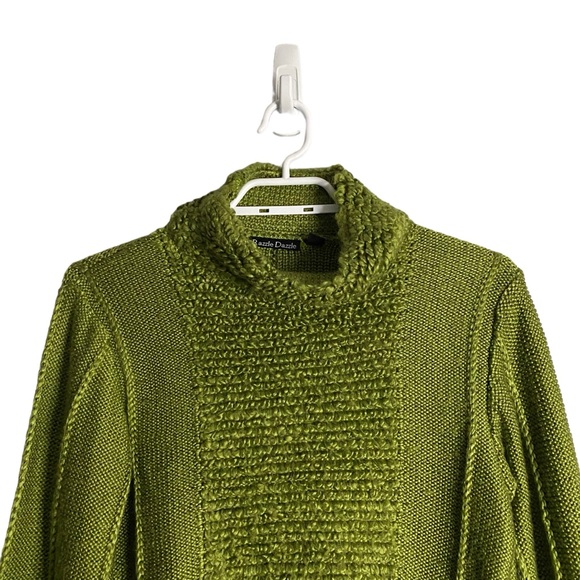 Razzle Dazzle Women's Green Sherpa Patterned Turtleneck Sweater - Picture 2 of 8